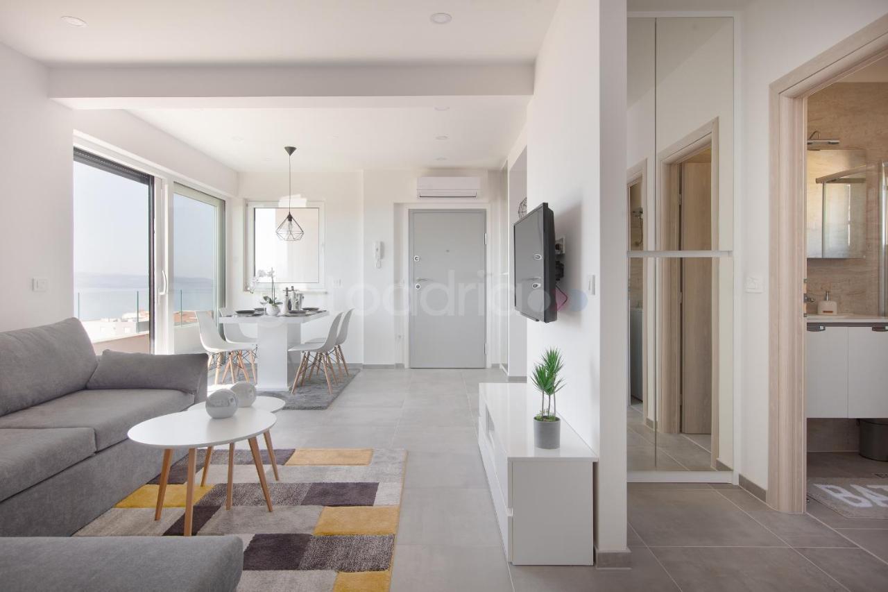 Luxury Apartment Sofia -Free Beach Parking Макарська Екстер'єр фото