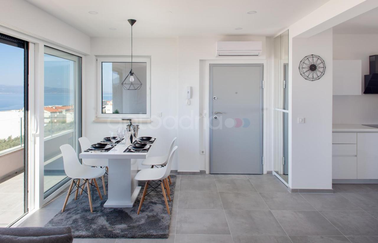 Luxury Apartment Sofia -Free Beach Parking Макарська Екстер'єр фото