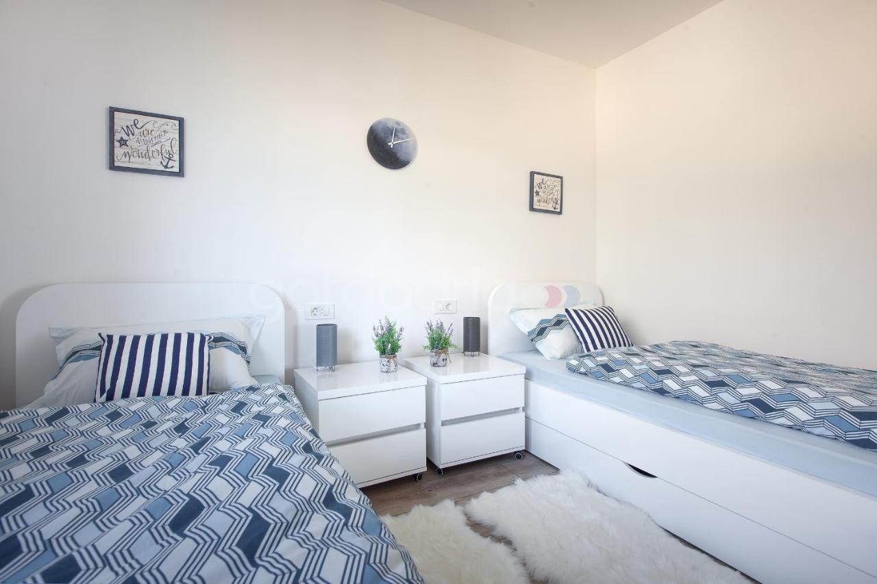 Luxury Apartment Sofia -Free Beach Parking Макарська Екстер'єр фото